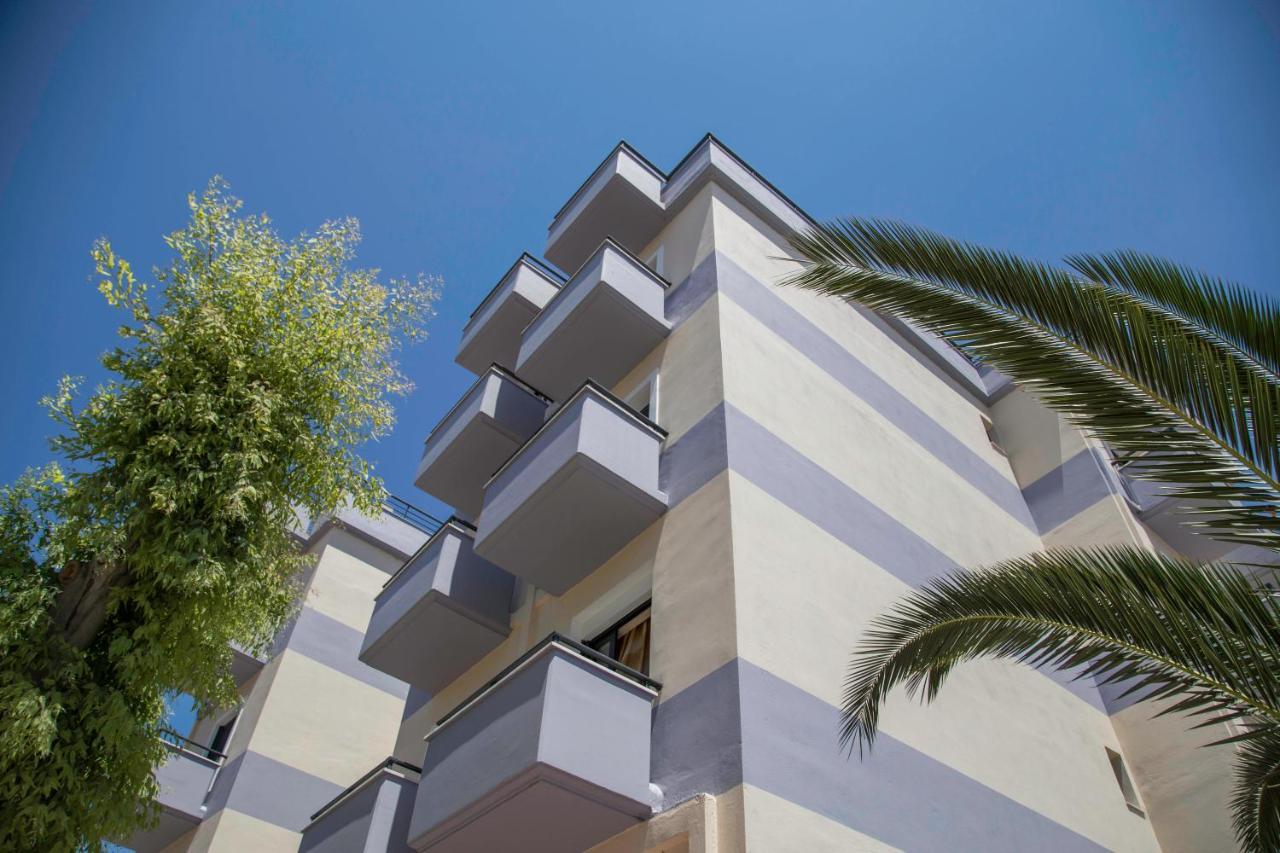 Hotel Giorgio Athena Bagian luar foto